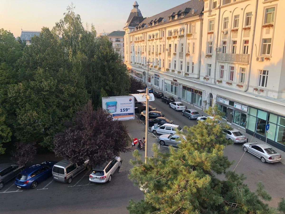 Galla Old Town Center Craiova Esterno foto